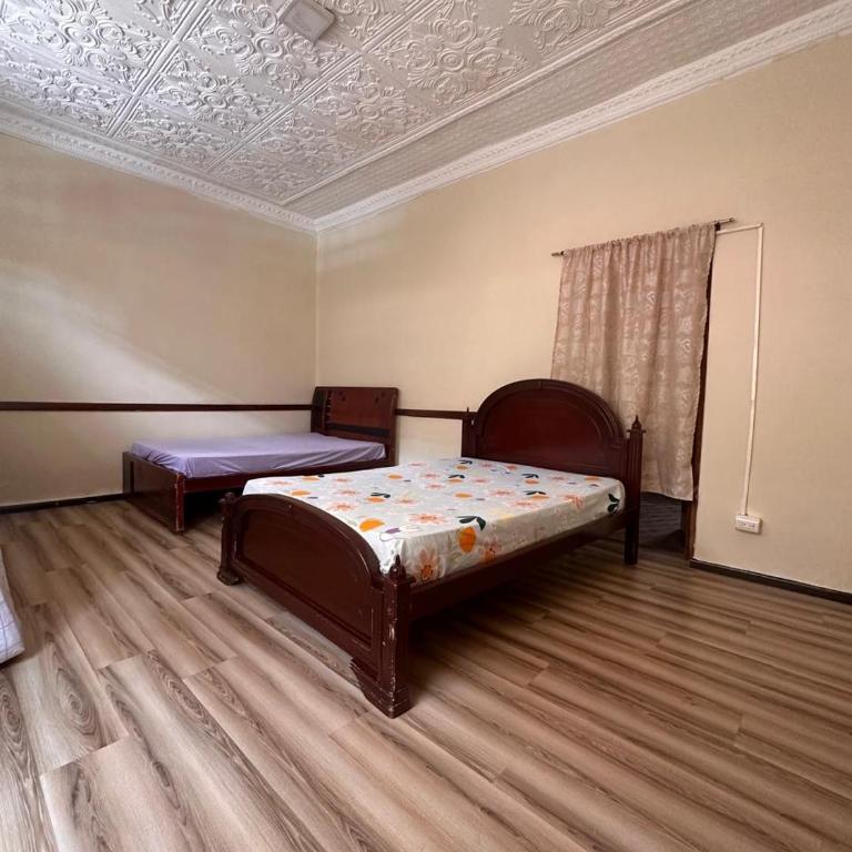 Albergue Happy Backpacker - Habitación Doble - 2 camas dobles - 8