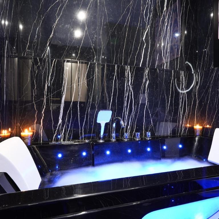 Stylish & modern apartment with jacuzzi - Paris - Apartamento de 1 dormitorio - 2