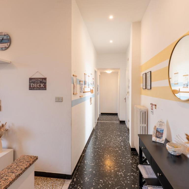 L'Attico sul Porto, Sea View, Wide Terrace, Imperia Center - Appartamento con 2 Camere da Letto, Terrazza e Vista Mare - 8