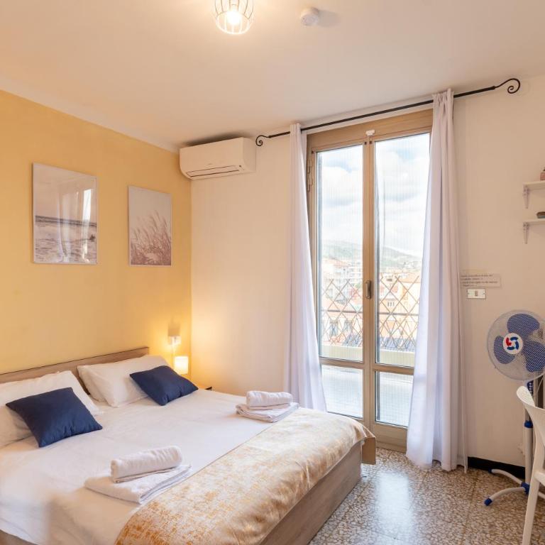 L'Attico sul Porto, Sea View, Wide Terrace, Imperia Center - Appartamento con 2 Camere da Letto, Terrazza e Vista Mare - 13