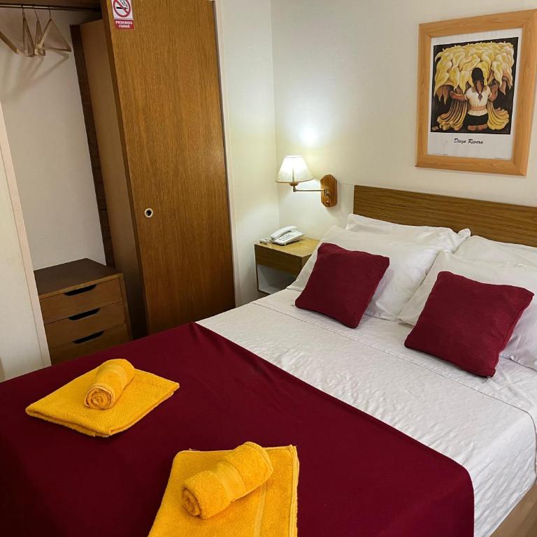 Hotel Carmen - Habitación Doble Estándar - 1