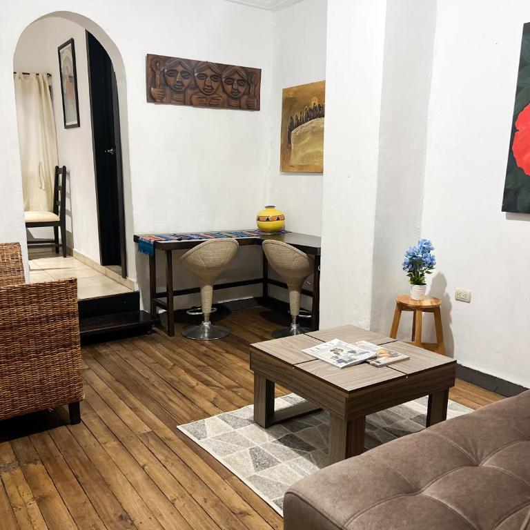 Departamento en el Centro de Cuenca - Apartamento de 2 dormitorios - 8