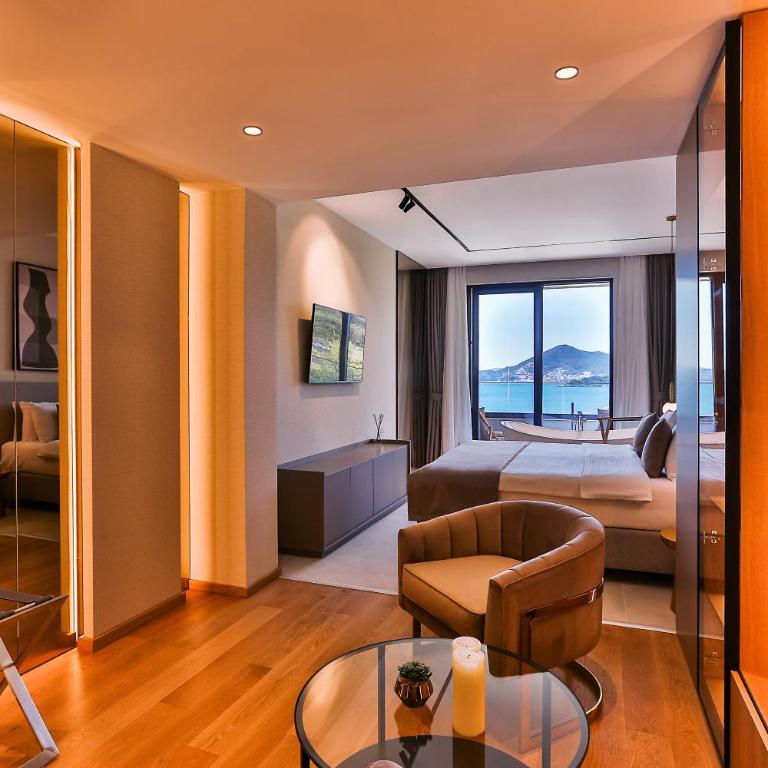 Hotel kingStone Budva - Penthaus Apartman - 4