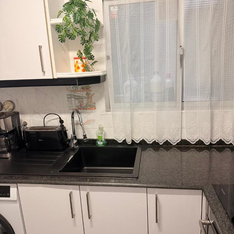 Apartamento de temporada en Malvarrosa Vacaciones largas Long Stay desde 11 noches - Three-Bedroom Apartment - 24