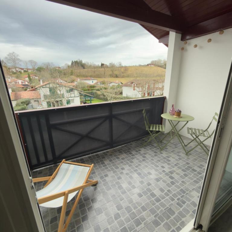 studio bihotza - One-Bedroom Apartment - 6