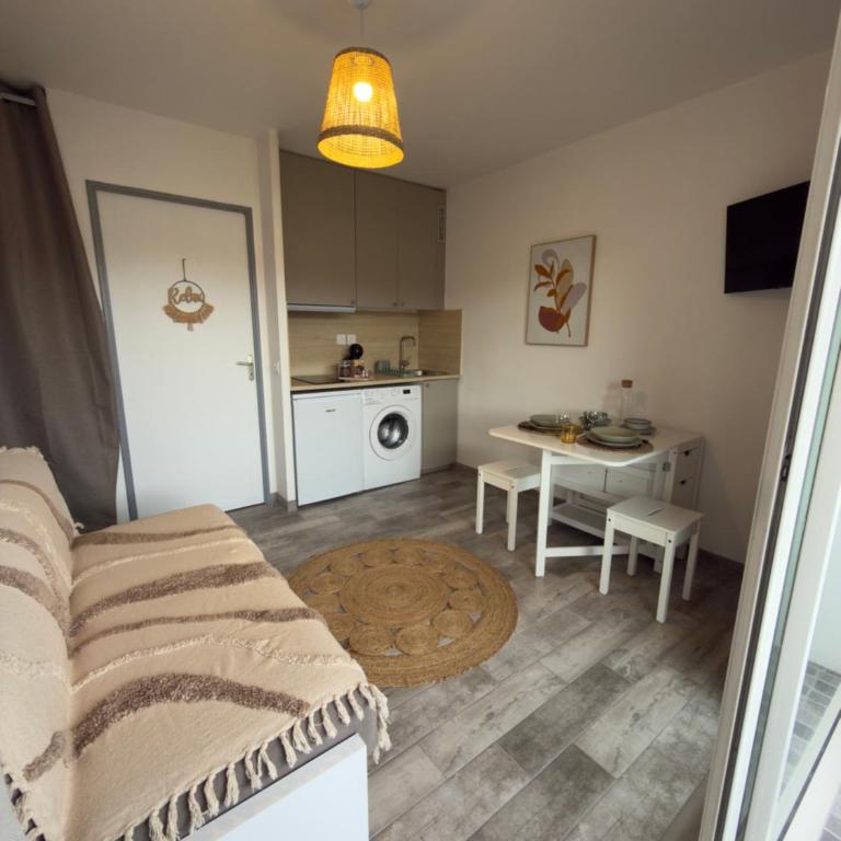 studio bihotza - One-Bedroom Apartment - 3