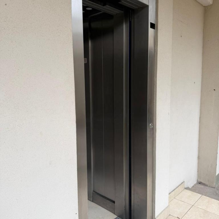 Renacer -descanso ideal a minutos del aeropuerto- - Apartamento de 1 dormitorio - 45