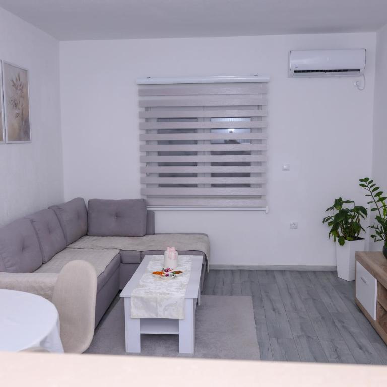 Moj kutak Trebinje - Apartman sa 2 Spavaće Sobe - 11