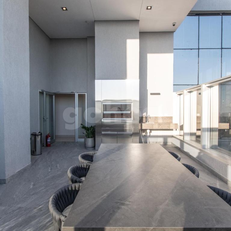 Petra Tower Luxury 2 BR Apt w Resto, Pool & Gym - Apartment - 53
