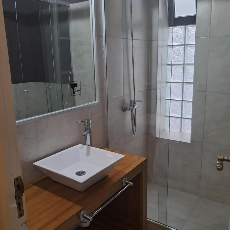 Le Vrero Boutique Hotel - Comfort Quadruple Room - 11