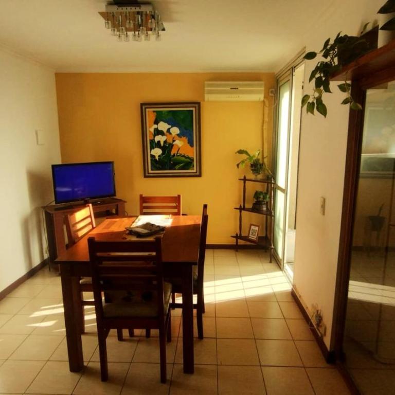 Luminoso, Céntrico y Bellísimo. - Apartamento de 1 dormitorio - 2