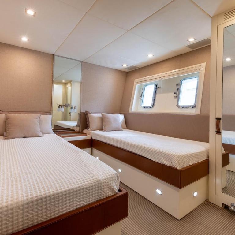 Yacht Mangusta - Mobile Home - 8
