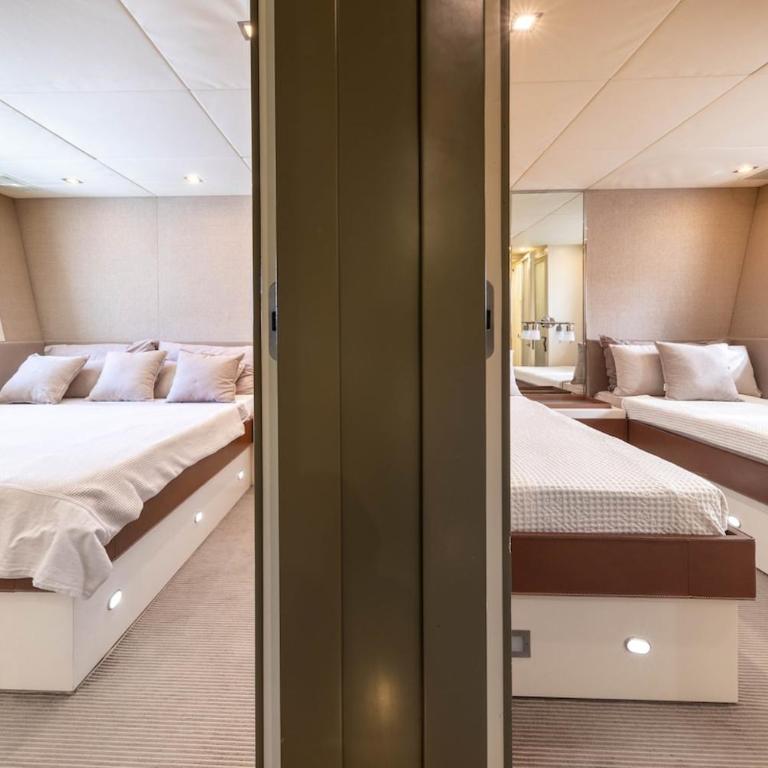 Yacht Mangusta - Mobile Home - 11