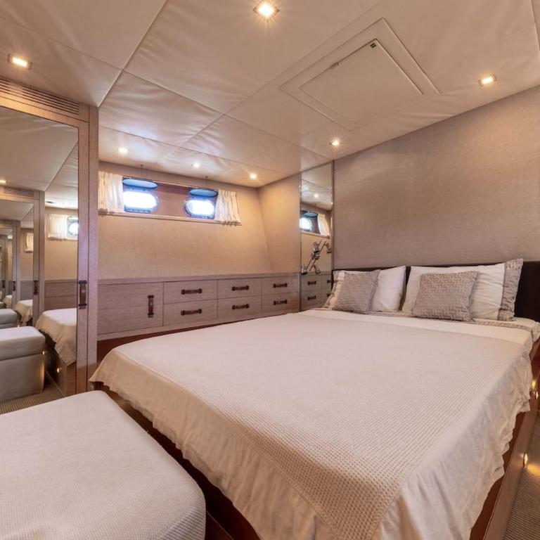 Yacht Mangusta - Mobile Home - 14
