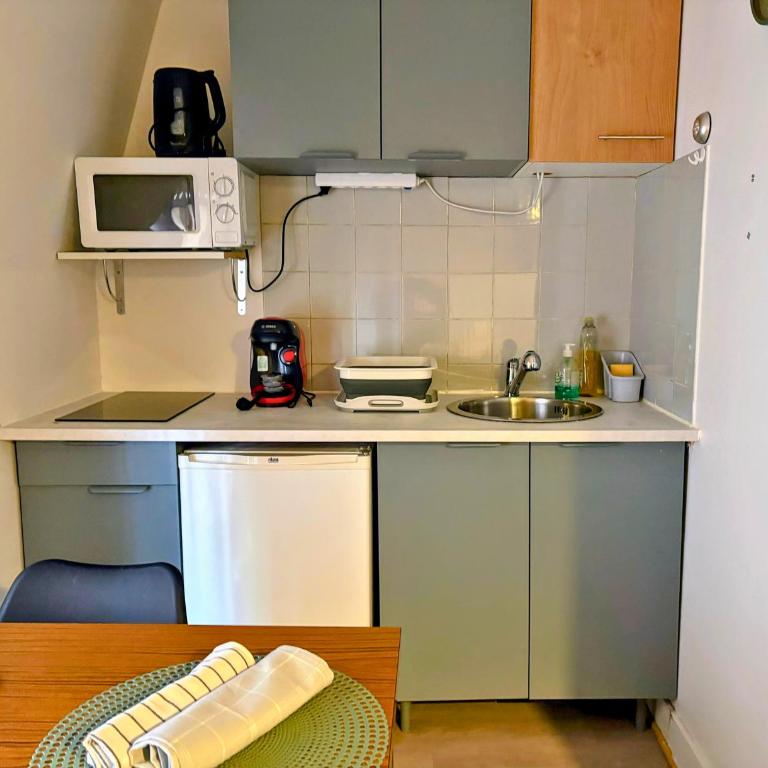 La Villa Oscar en plein cœur de ville - Estudio con vistas a la ciudad - 12