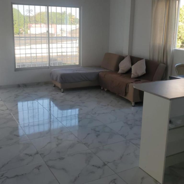 Apartamentos y habitaciones cerca a marbella - Two-Bedroom Apartment with Terrace - 8