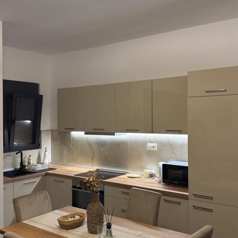 Morea Apartments - Apartman s 2 Spavaće Sobe sa Balkonom i Terasom - 4