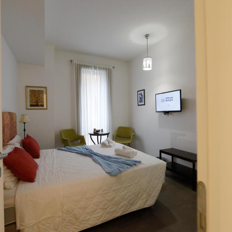 G House - Camera Matrimoniale con Bagno Privato - 13