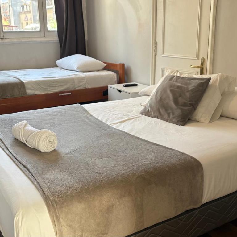 BbCasita Blue-Hostal - Budget Triple Room - 10