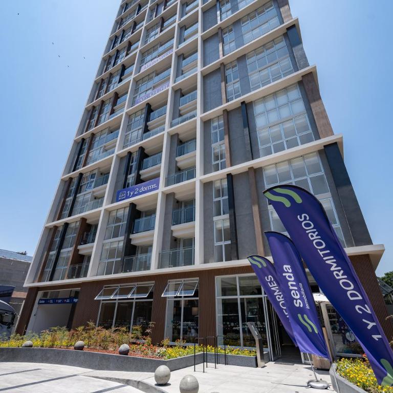 All San Isidro Apartments by Vibrant - One-Bedroom Apartment with Balcony and City View - 40