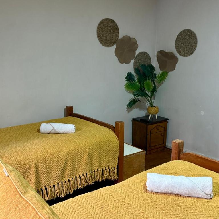 BbCasita Blue-Hostal - Triple Room with Private External Bathroom - 2