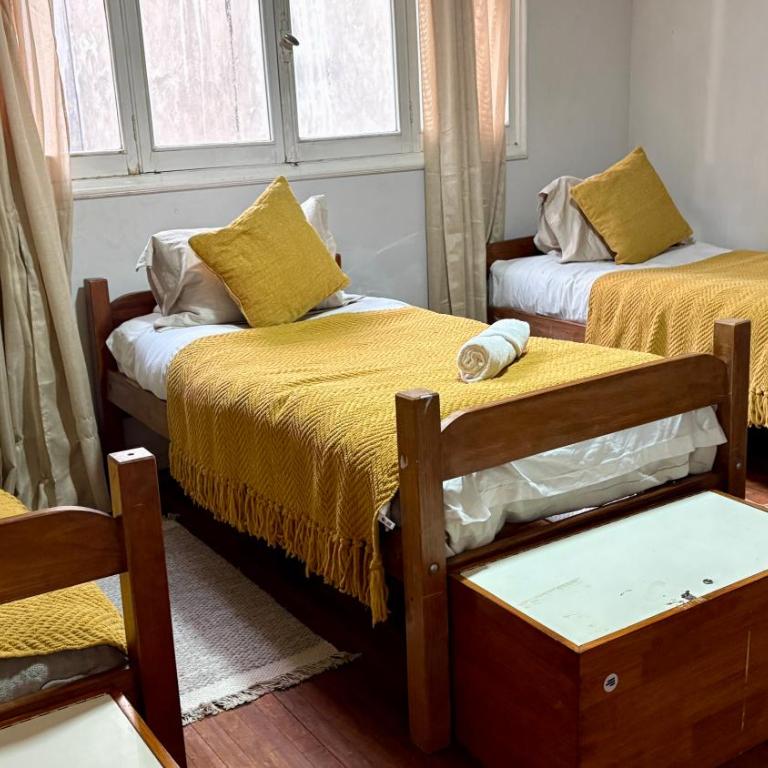 BbCasita Blue-Hostal - Triple Room with Private External Bathroom - 3