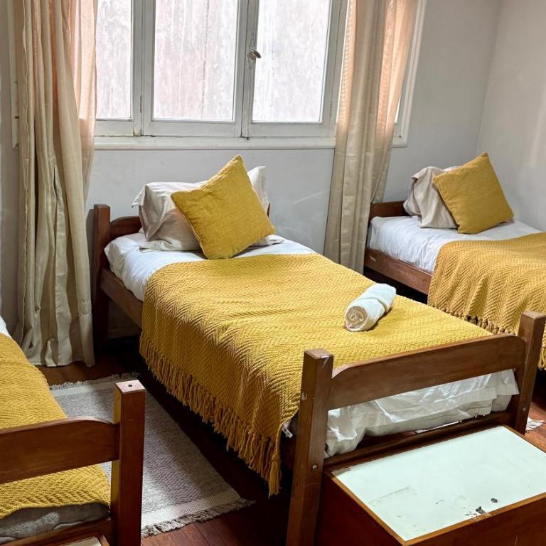 BbCasita Blue-Hostal - Triple Room with Private External Bathroom - 4