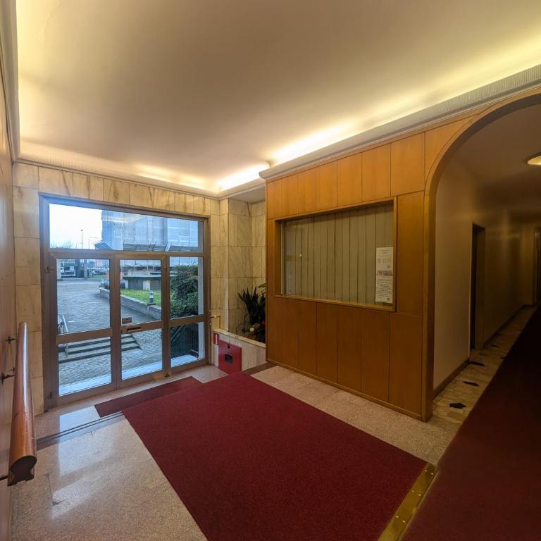 Luxury Design Milan - Appartamento con 2 Camere da Letto e Balcone - 16