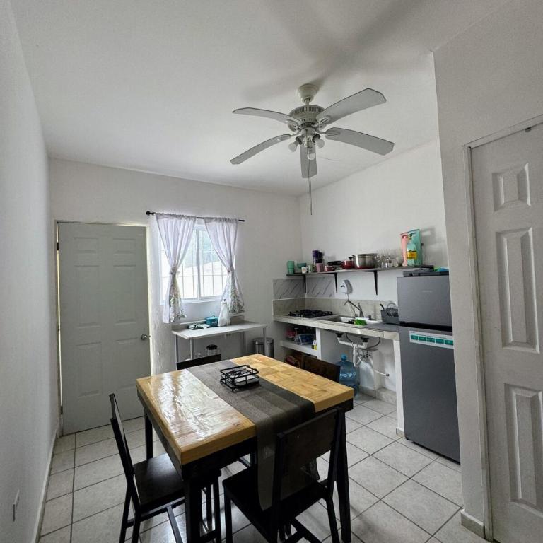 Apartamento con Patio Privado y Asador - One-Bedroom Apartment - 2