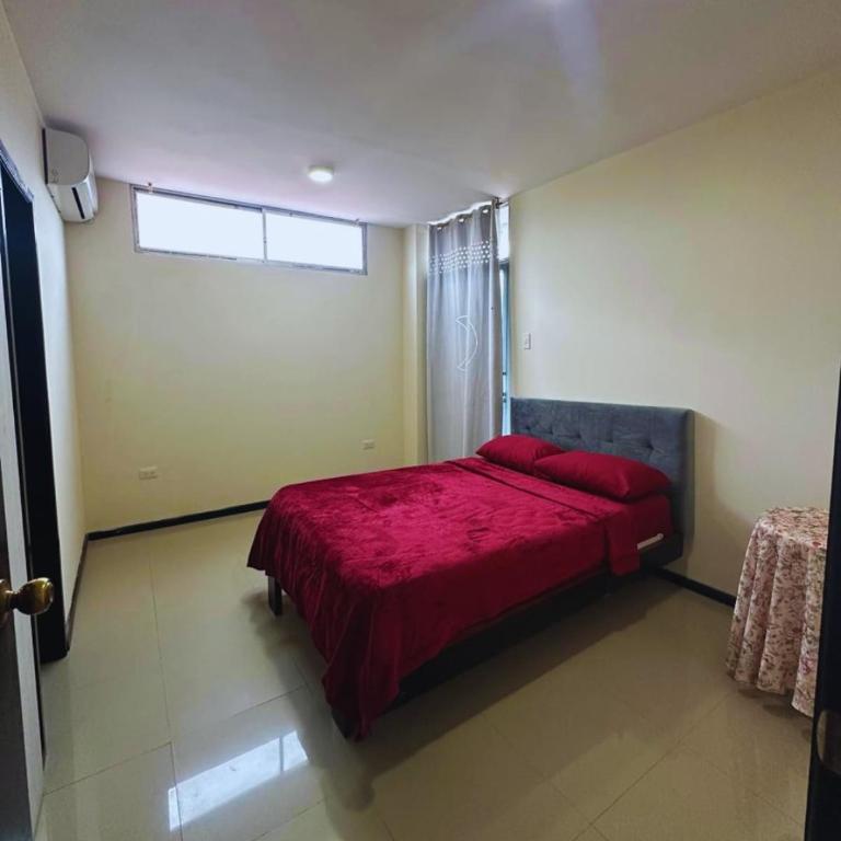 Salinas Condominio - Three-Bedroom Apartment - 11