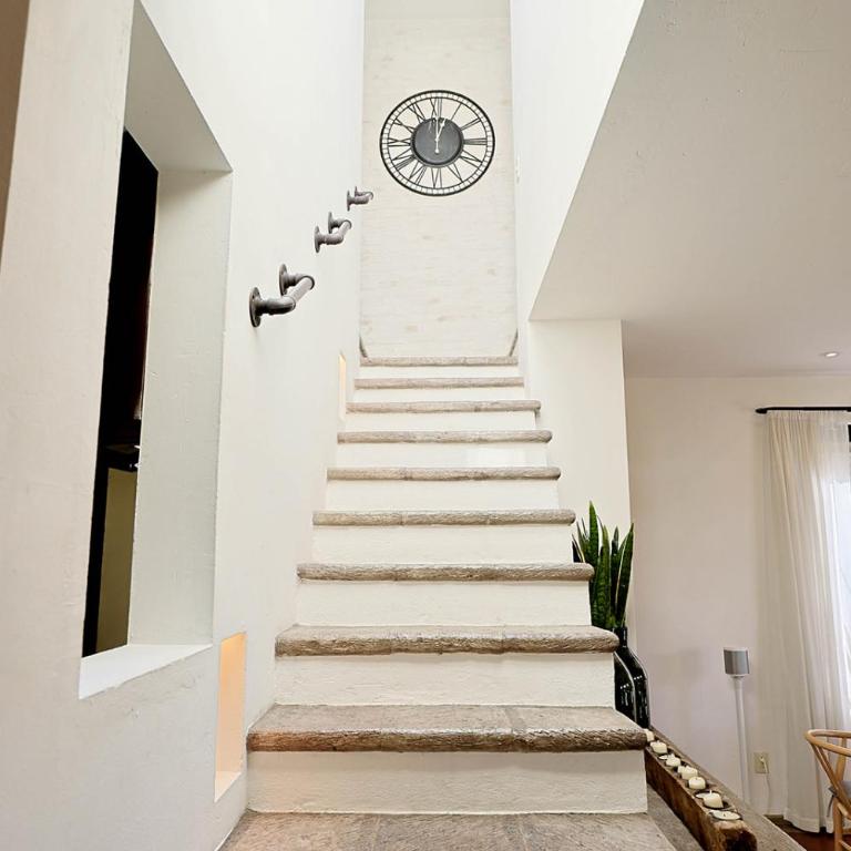 Angelic 2BR Nest - Pool & Hot Tub - Gated Village - Vacation Home - 25