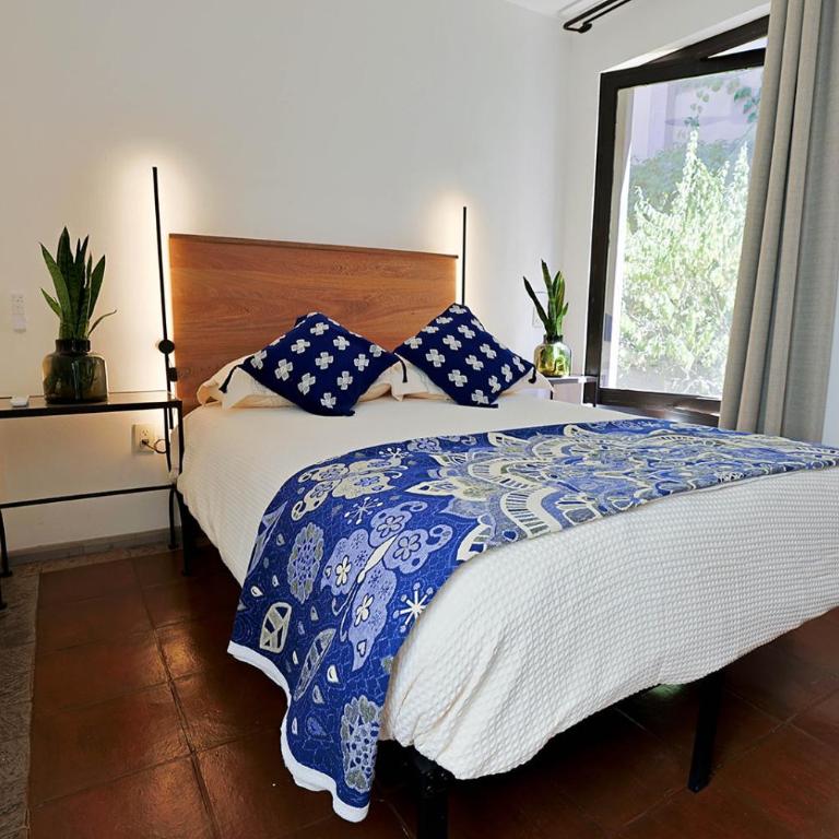 Angelic 2BR Nest - Pool & Hot Tub - Gated Village - Vacation Home - 33