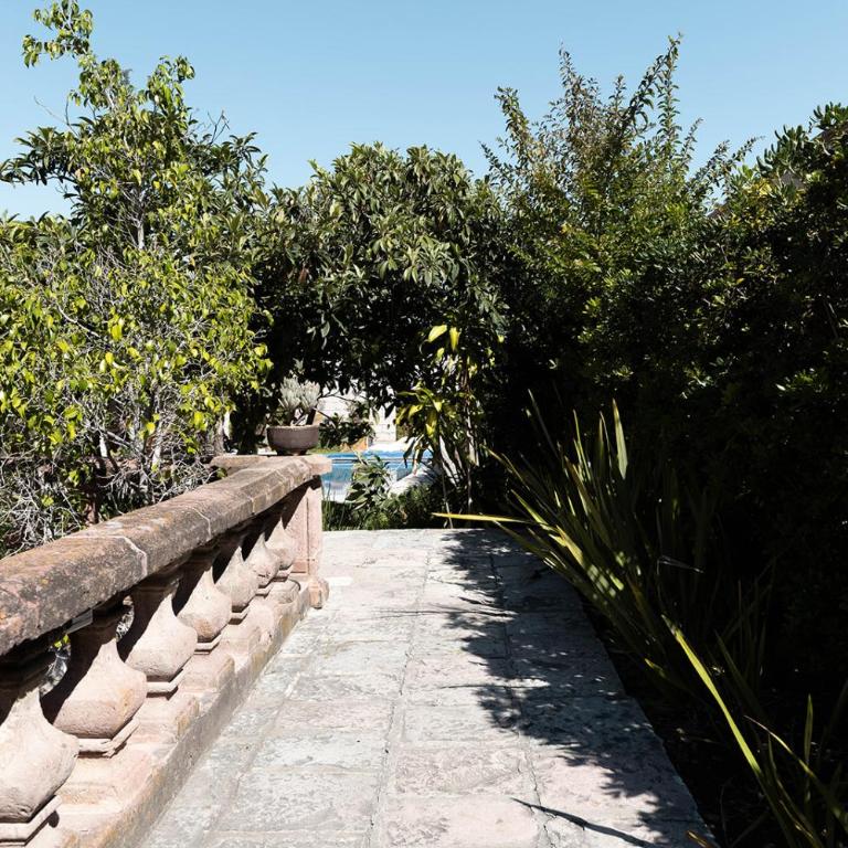Angelic 2BR Nest - Pool & Hot Tub - Gated Village - Vacation Home - 52