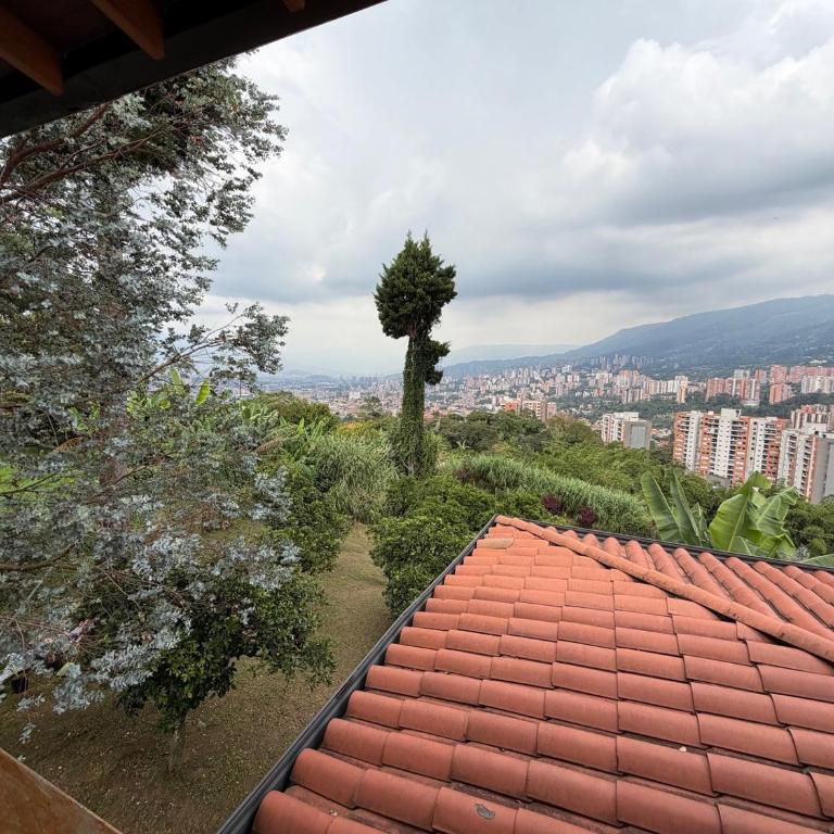 AMAZING EL POBLADO VIEWs-MODERN VILLA - Deluxe Villa - 2