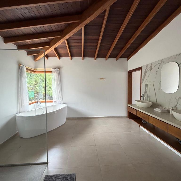 AMAZING EL POBLADO VIEWs-MODERN VILLA - Deluxe Villa - 32