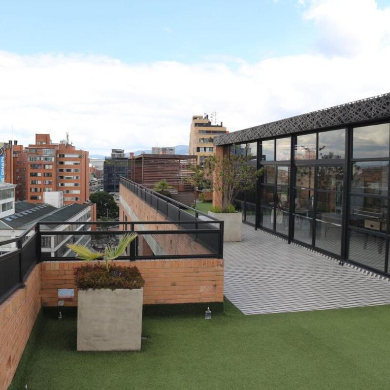 Elegant and bright loft in Chapinero - One-Bedroom Apartment - 9