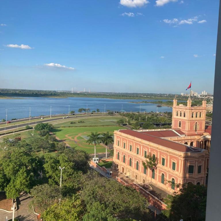 The One DownTown - One-Bedroom Apartment - 11