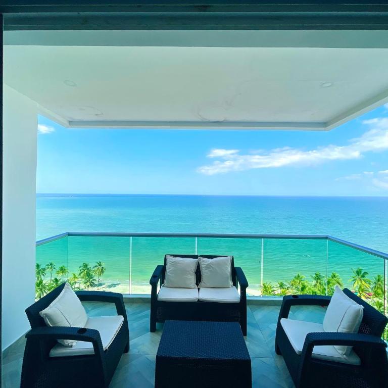 Edificio arrecife apartamentos frente al mar - Three-Bedroom Apartment with Sea View - 8