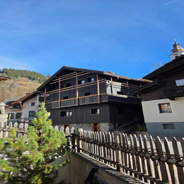 Modern holiday home in the heart of Großarl - Ferienhaus mit 3 Schlafzimmern - 6