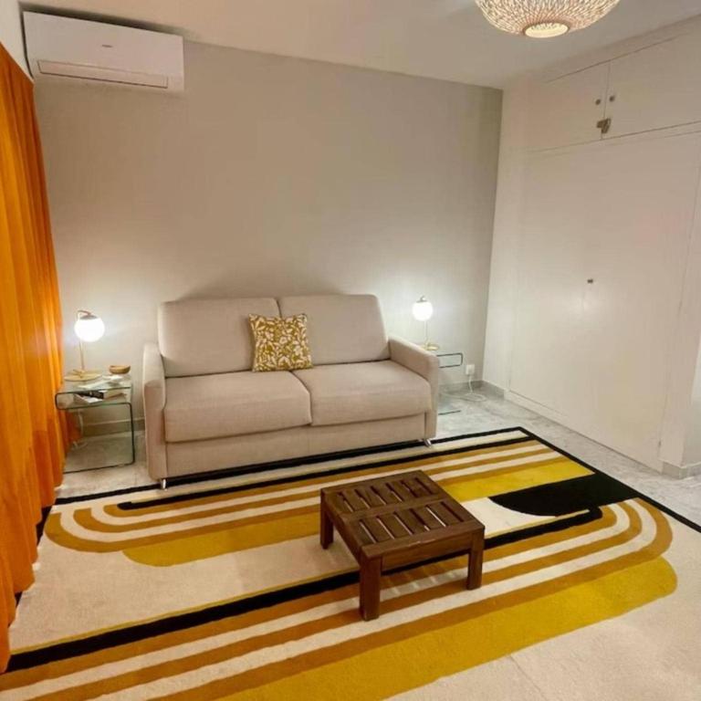 Studio in Antibes near La Salis Beach - Ferienhaus mit 1 Schlafzimmer - 2