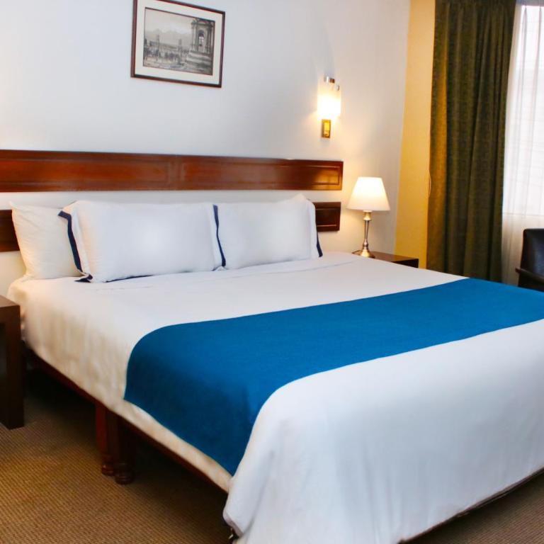 Hoteles Riviera Cayma - King Suite - 1