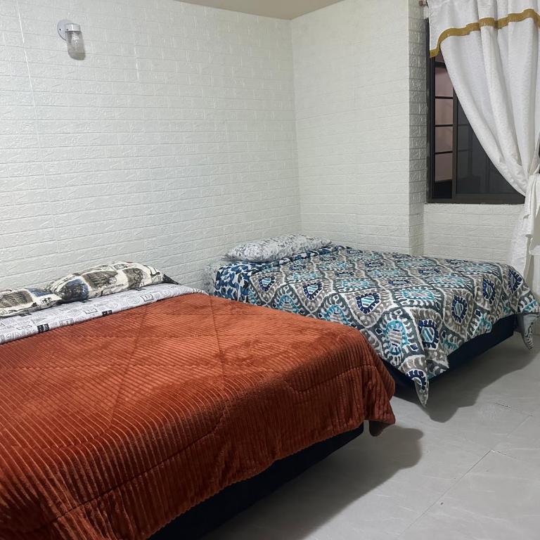 Departamento céntrico agua caliente y parqueadero - Two-Bedroom Apartment - 3