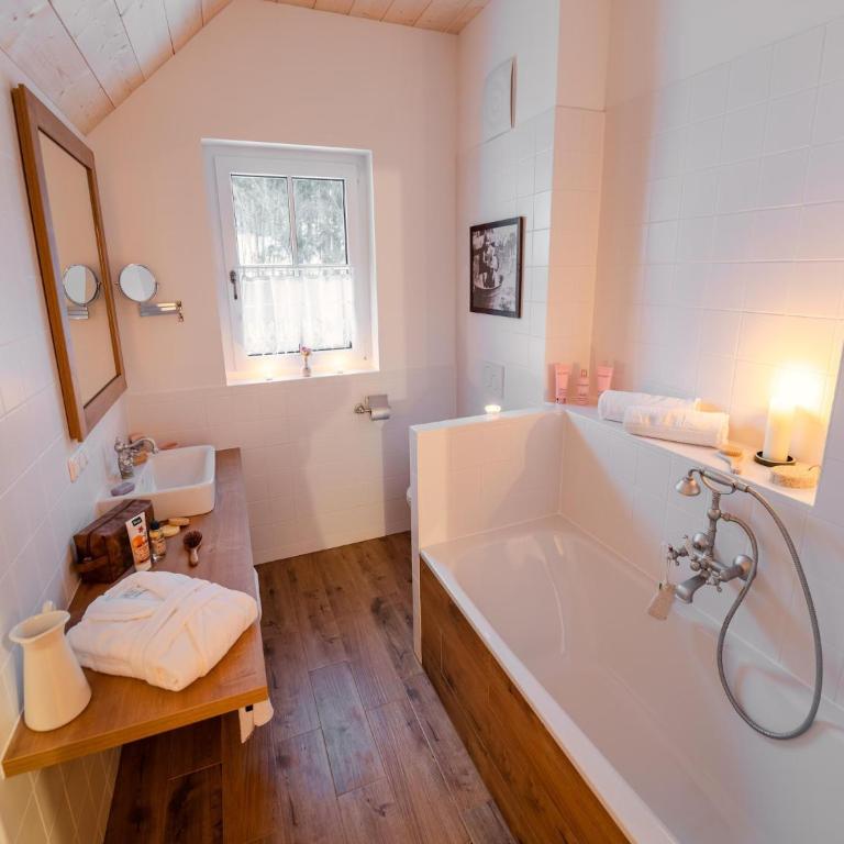 Chalet in Grundlsee near Ski Slopes - Ferienhaus mit 3 Schlafzimmern - 22