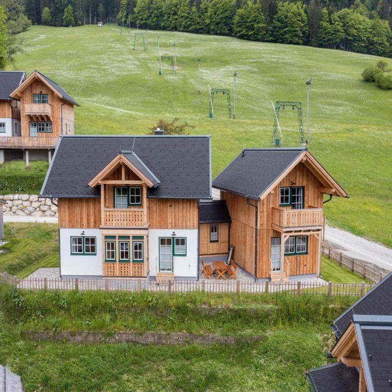 Chalet in Grundlsee near Ski Slopes - Ferienhaus mit 3 Schlafzimmern - 1