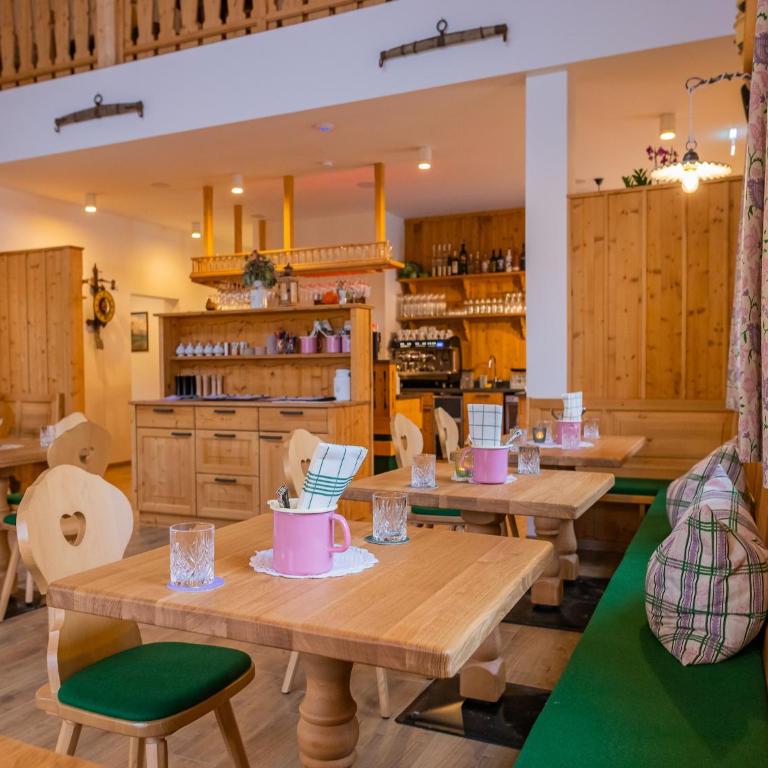 Chalet in Grundlsee near Ski Slopes - Ferienhaus mit 3 Schlafzimmern - 28