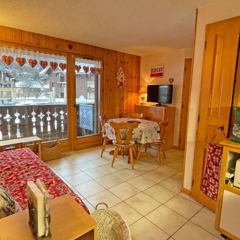 Appartement T2 central avec balcon et casier à skis - FR-1-629-154 - Apartment - 10