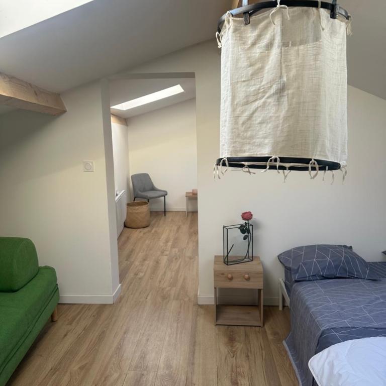 CARPENTRAS appartement climatisé 3e étage situé dans le centre historique - Appartement 3 Chambres - 17