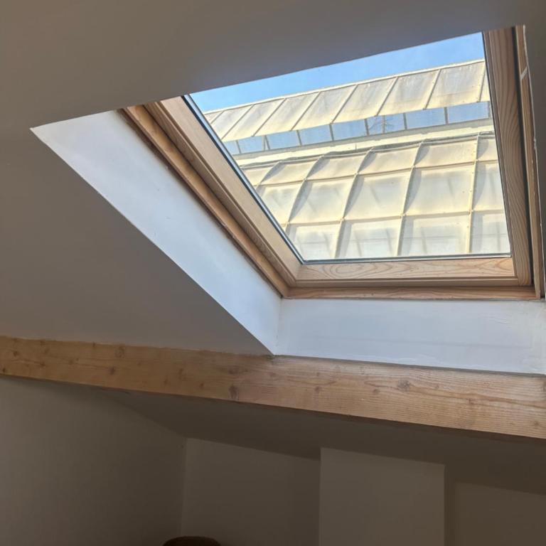 CARPENTRAS appartement climatisé 3e étage situé dans le centre historique - Appartement 3 Chambres - 16