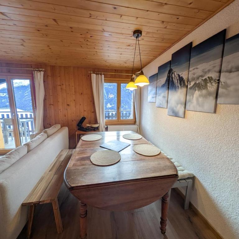 Cocon Alpin: Vue Imprenable, Central & Calme - Apartment - 3