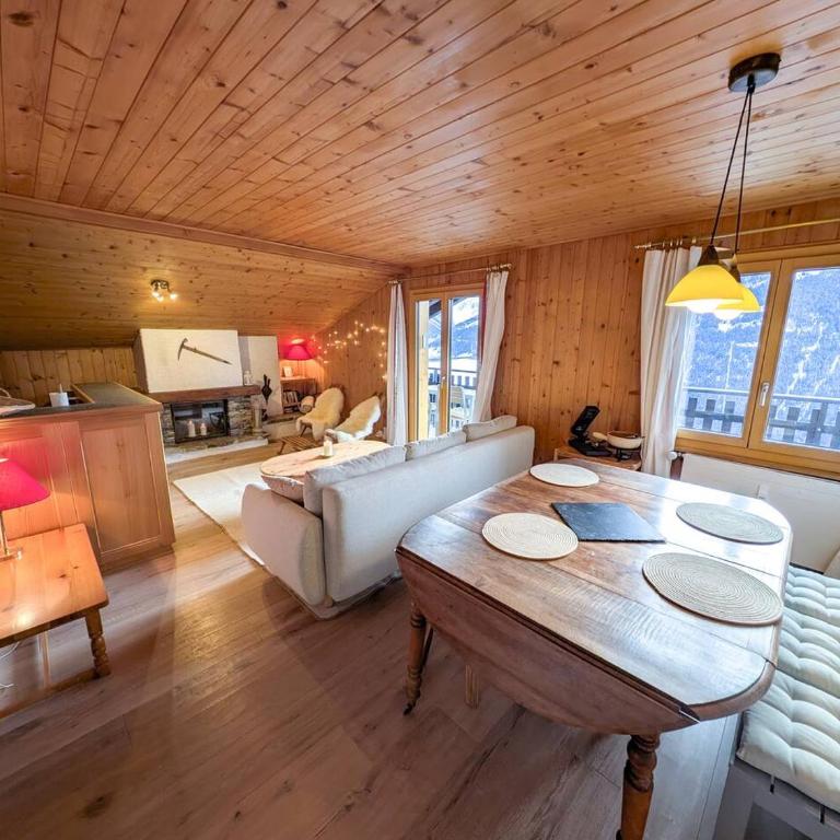Cocon Alpin: Vue Imprenable, Central & Calme - Apartment - 14